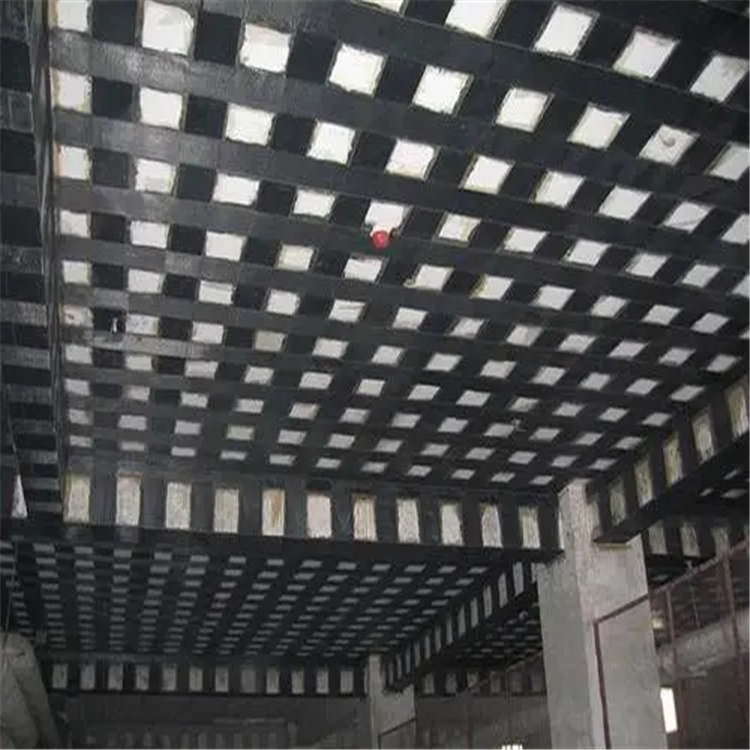 细节不到位，空鼓必上位，粘贴碳布别心存侥幸！